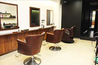 四日市でメンズカットなら美容室 Aim Hair For Men